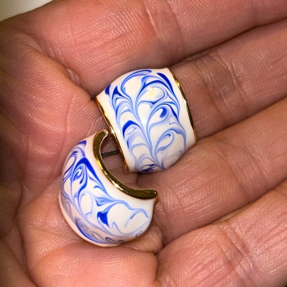 14K Gold Plated Blue | White Marbled Enamel Huggie Mini Hoops Earrings NEW - Picture 8 of 12